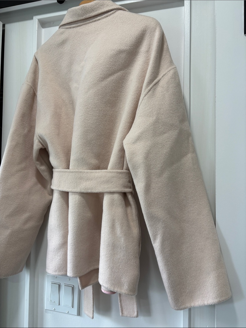 Creme Cozy Plush Double Face Wool Belted Blazer Jacket Size Medium - Picture 11 of 11